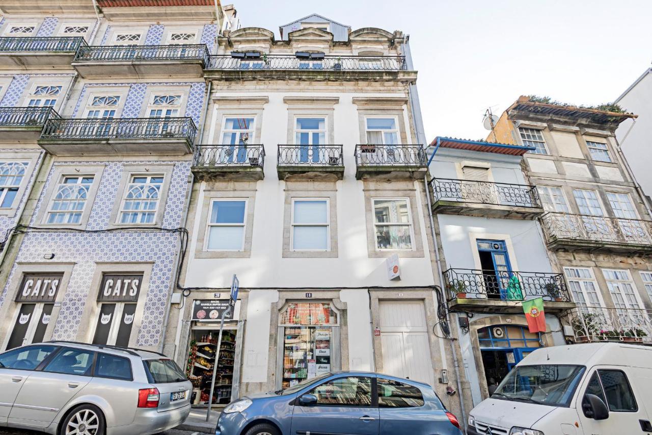 Lovelystay - Cativo Studio Downtown By Metro Station Porto Exterior foto